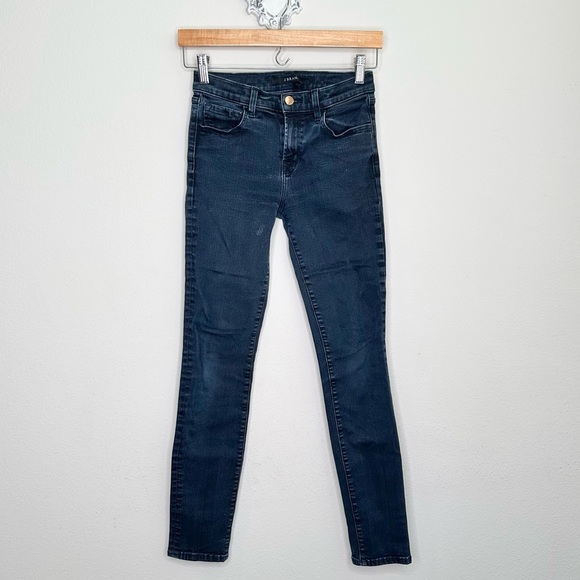 J Brand Mid Rise Skinny jeans in Bluebird - Picture 1 of 15